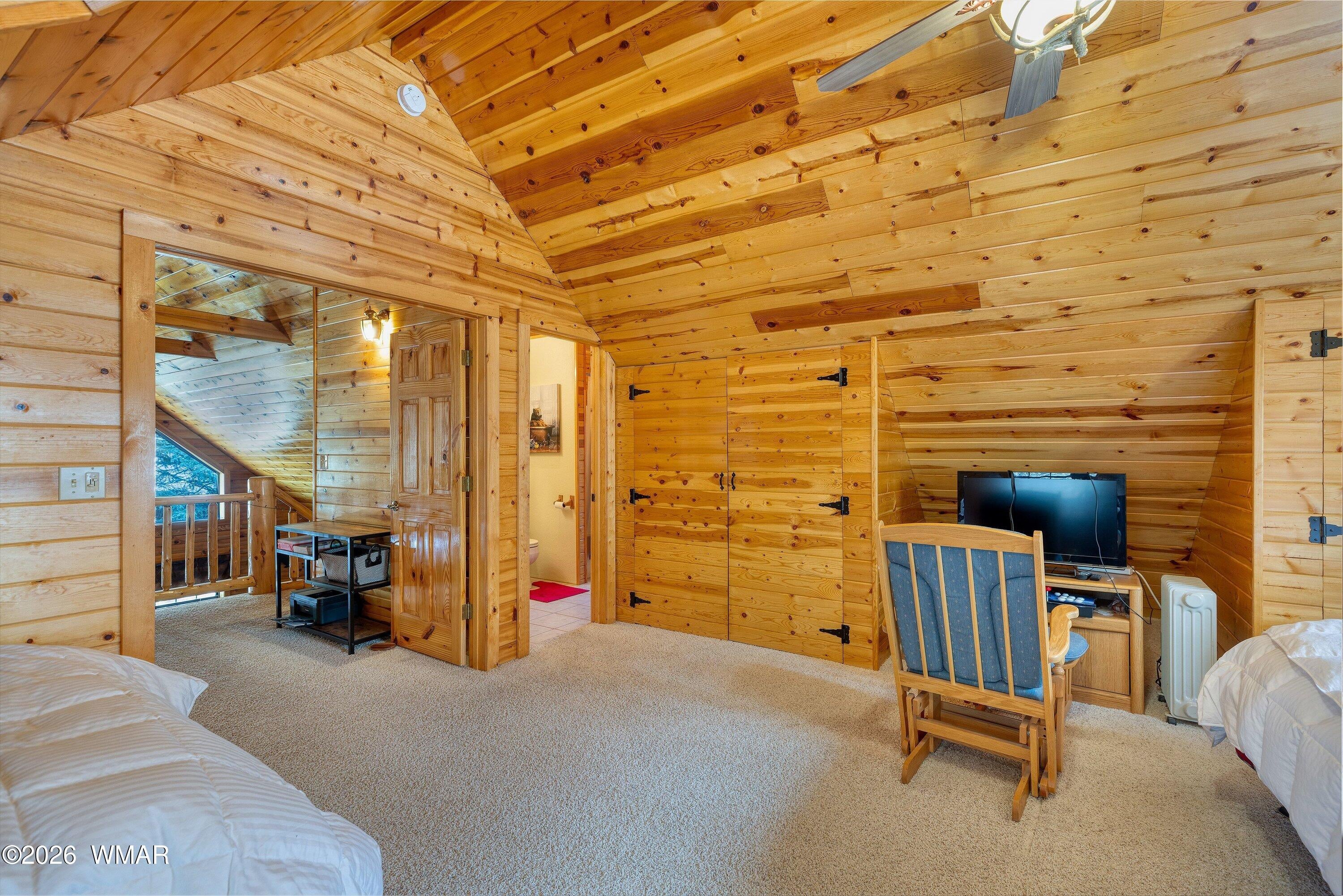 3523 Turkey Track Road Pinetop, AZ 85935 - Photo 19 of 26 Primary Bedroom