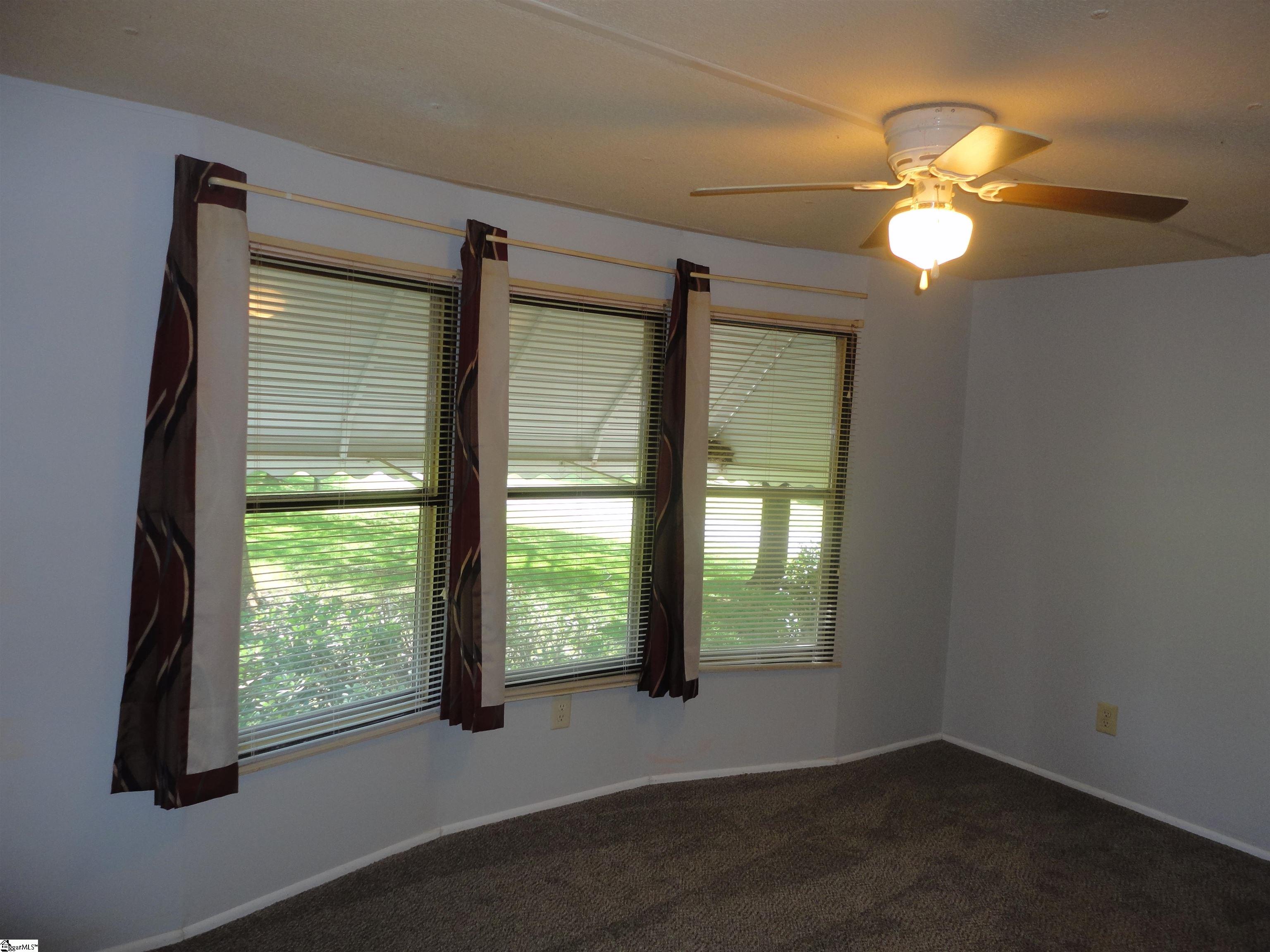 1502 Park Ridge Drive Seneca, SC 29672 - Photo 12 of 21 Gallery Image 12