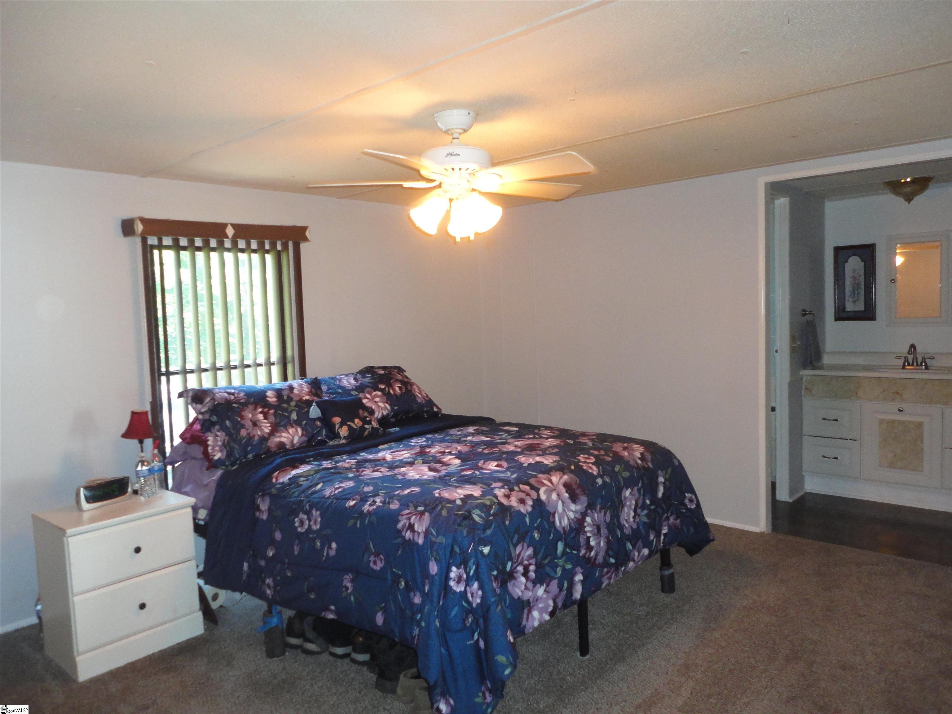 1502 Park Ridge Drive Seneca, SC 29672 - Photo 9 of 21 Gallery Image 9