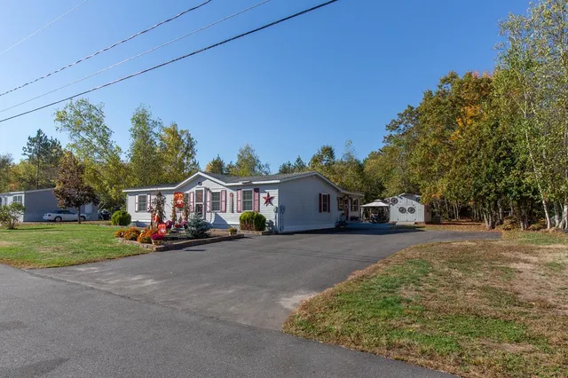 $224,900 | 155 Pamela Drive, Hopkinton, NH 03229