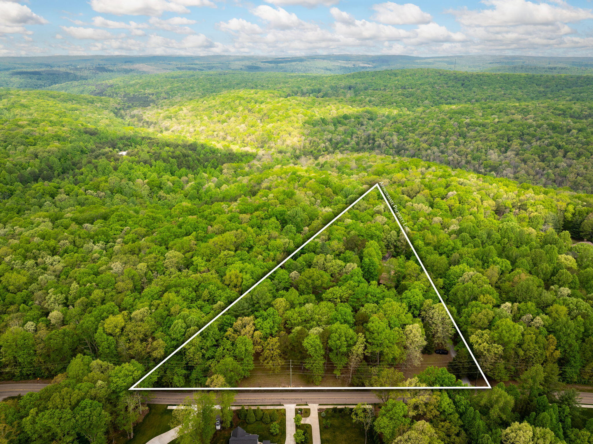 4535 Shackleford Ridge Road Signal Mountain, TN 37377 - Photo 3 of 48 4-web-or-mls-DJI_20250429101008_0929_D-1
