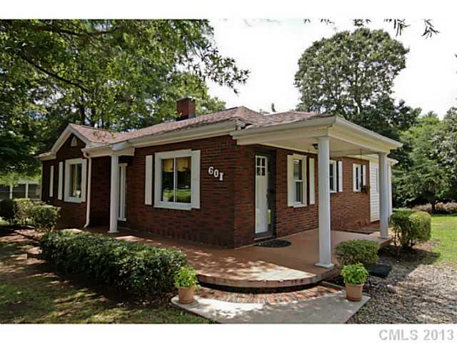 601 Shearers Road Mooresville, NC 28115 - Photo 2 of 16 Gallery Image 2