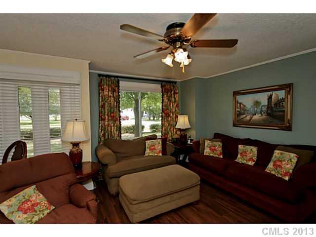 601 Shearers Road Mooresville, NC 28115 - Photo 5 of 16 Gallery Image 5