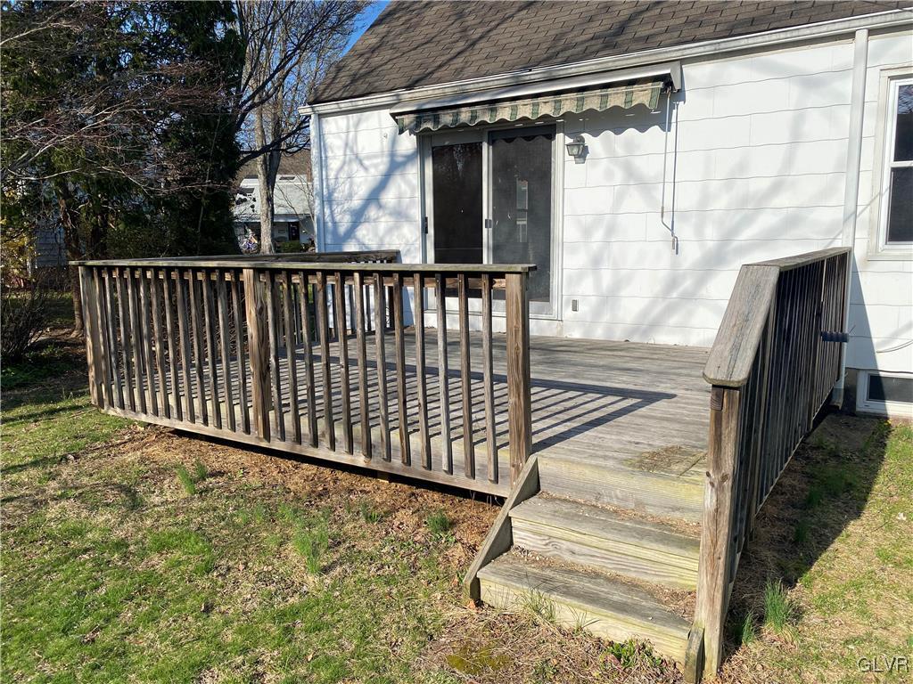 486 Juniper Road Hellertown, PA 18055 - Photo 4 of 18 Gallery Image 4