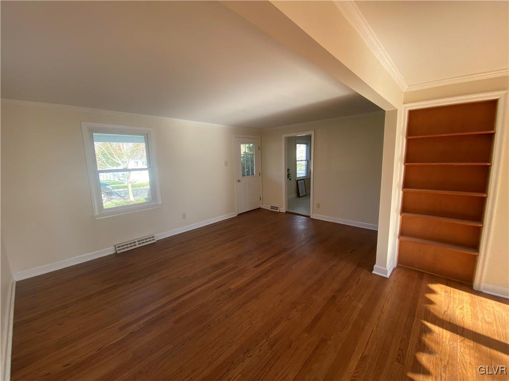 486 Juniper Road Hellertown, PA 18055 - Photo 6 of 18 Gallery Image 6