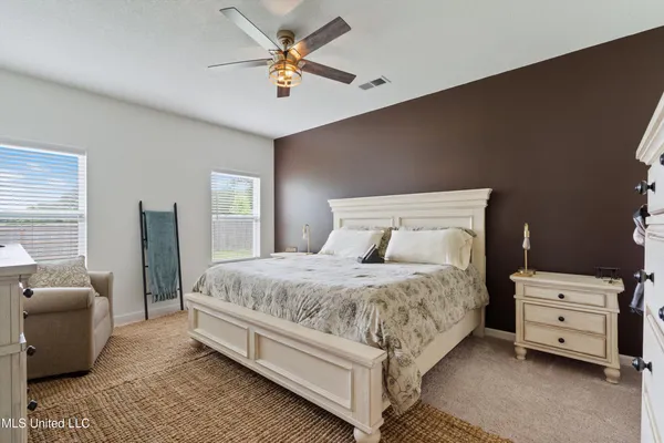 $353,656 | 31 Twin Lks Drive, Byhalia, MS 38611