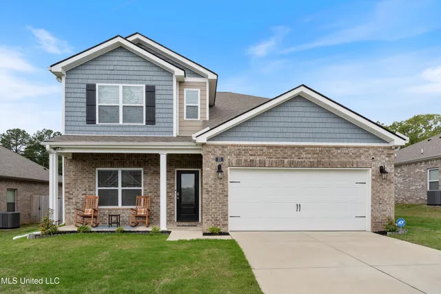 $353,656 | 31 Twin Lks Drive, Byhalia, MS 38611