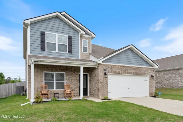 $353,656 | 31 Twin Lks Drive, Byhalia, MS 38611