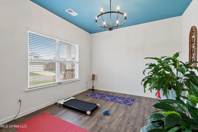 $353,656 | 31 Twin Lks Drive, Byhalia, MS 38611