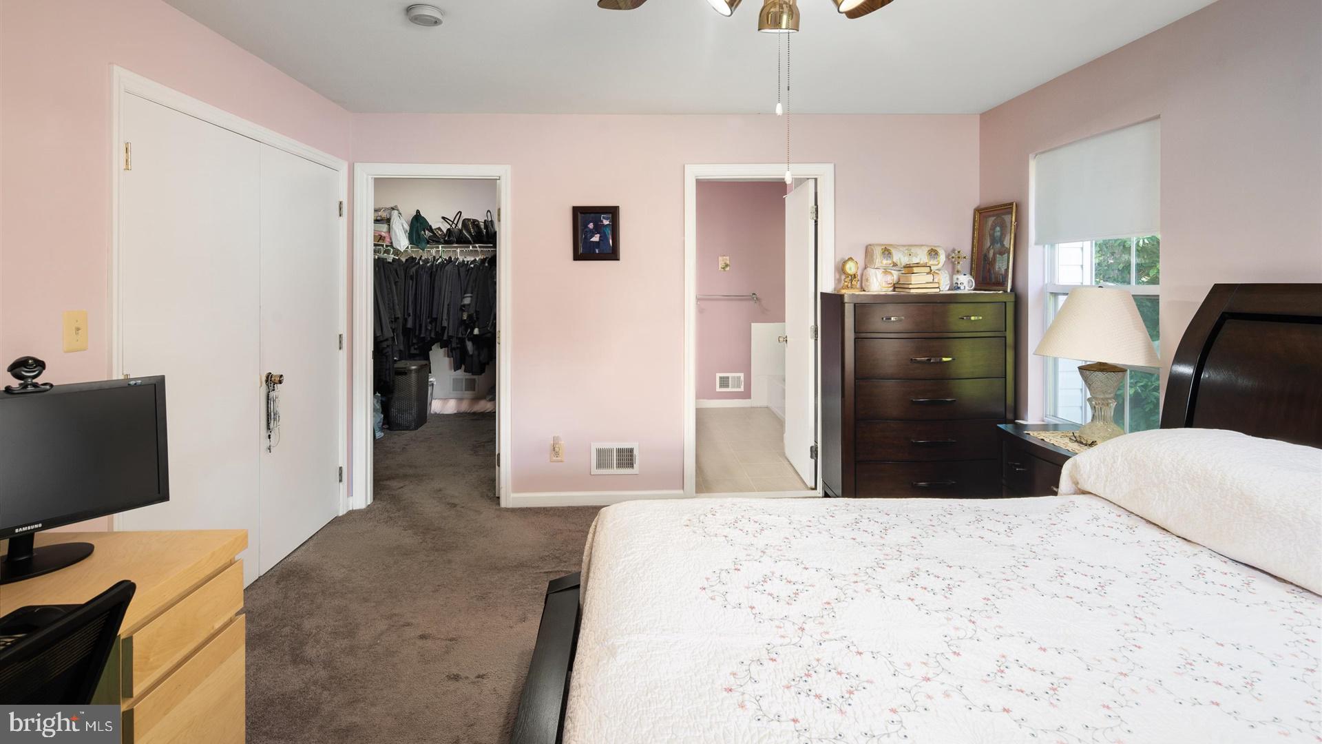 71 Springfield Road North Brunswick, NJ 08902 - Photo 18 of 25