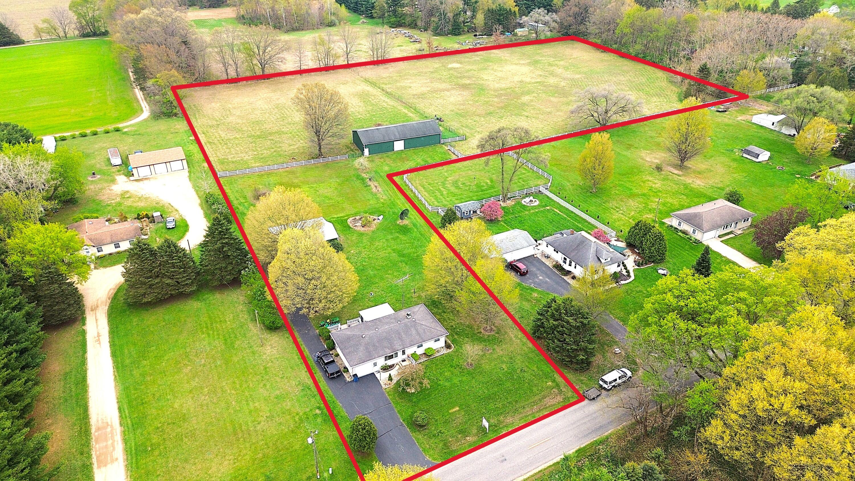 1155 South Bainbridge Center Road Benton Harbor, MI 49022 - Photo 5 of 47 DJI_0313-Boundary