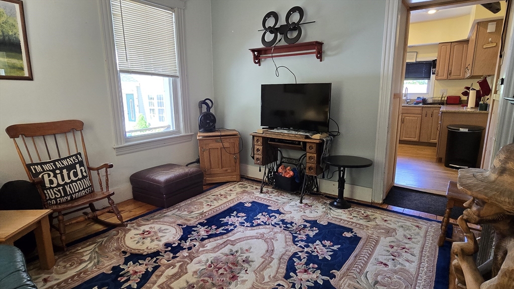 19 Denmark Street Worcester, MA 01605 - Photo 6 of 38