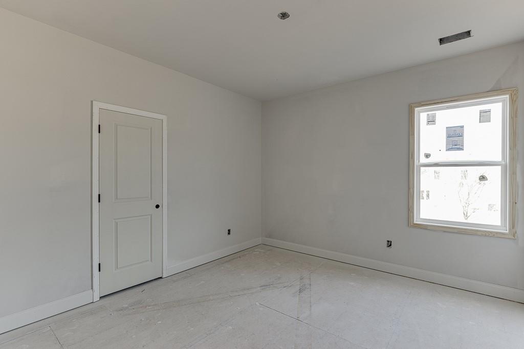 1075 Poppy Lane Jefferson, GA 30549 - Photo 24 of 36 a view of room and window
