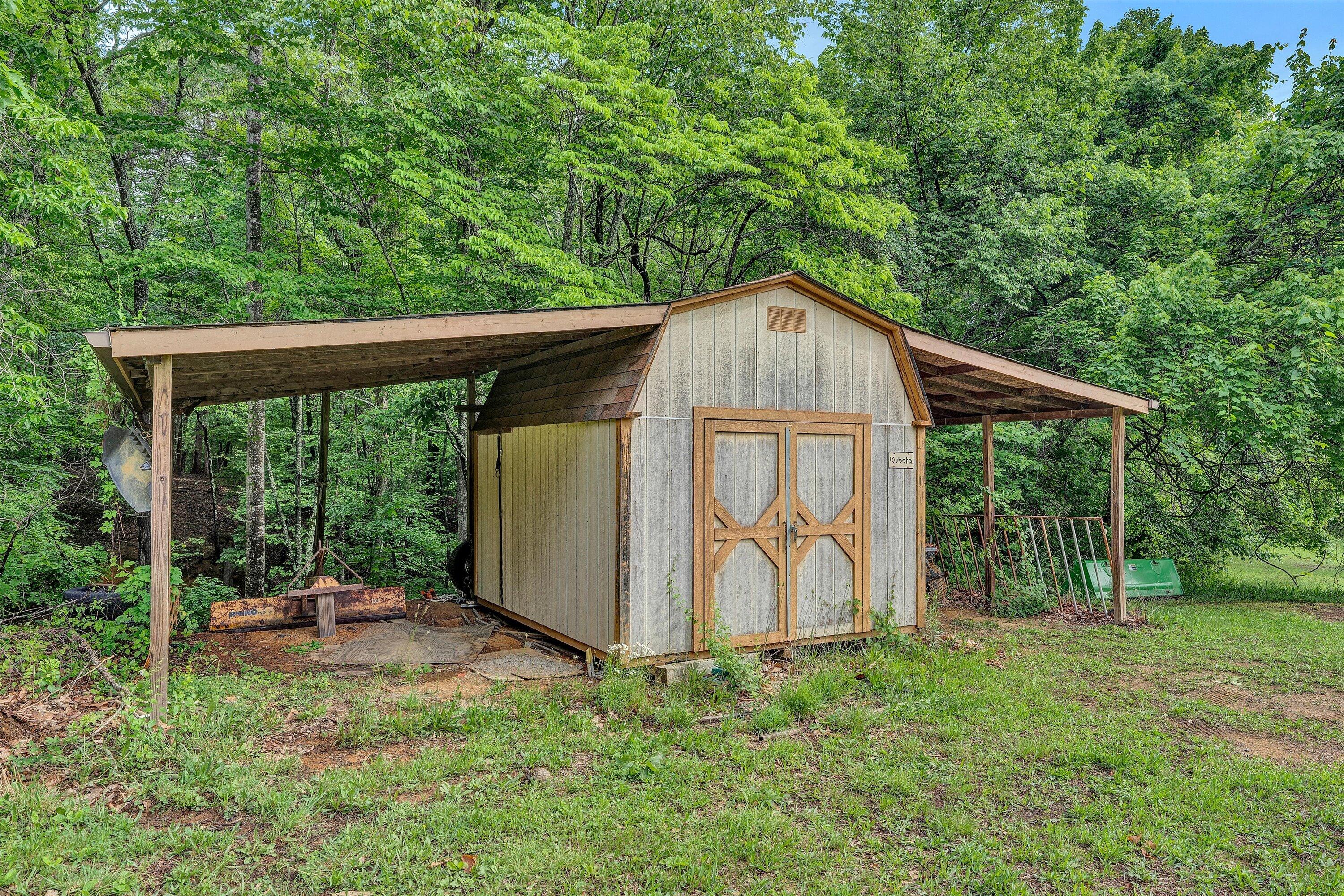 1550 Vernon Lane Blue Ridge, VA 24064 - Photo 38 of 45 37-SGP-01012