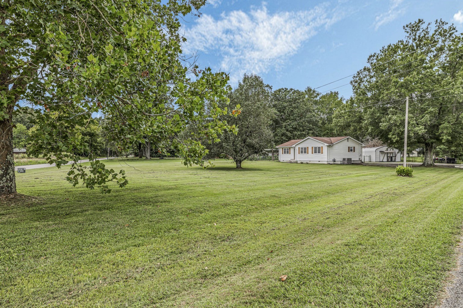 737 Sears Roebuck Road Tullahoma, TN 37388 - Photo 3 of 28 Gallery Image 3