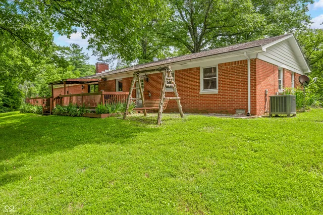 $310,000 | 4654 Lower Schooner Road, Nashville, IN 47448