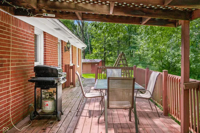 $310,000 | 4654 Lower Schooner Road, Nashville, IN 47448