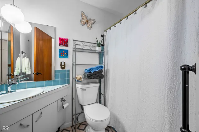 $310,000 | 4654 Lower Schooner Road, Nashville, IN 47448