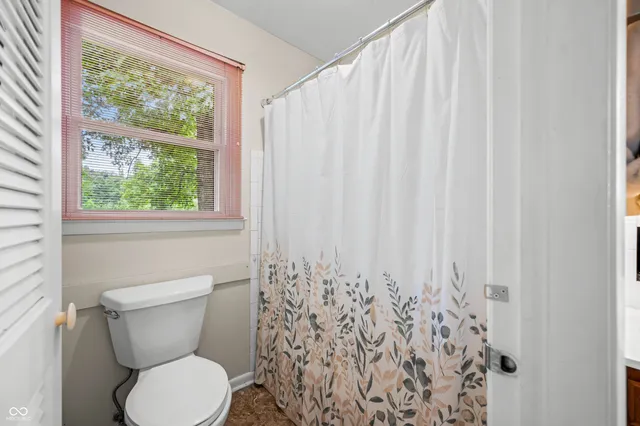 $310,000 | 4654 Lower Schooner Road, Nashville, IN 47448