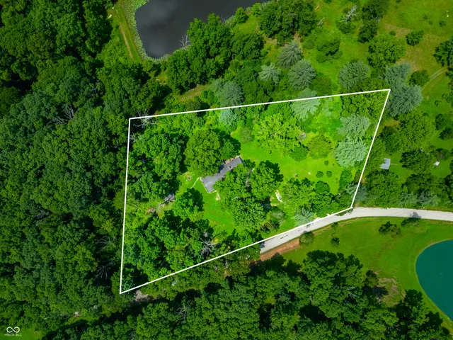 $310,000 | 4654 Lower Schooner Road, Nashville, IN 47448