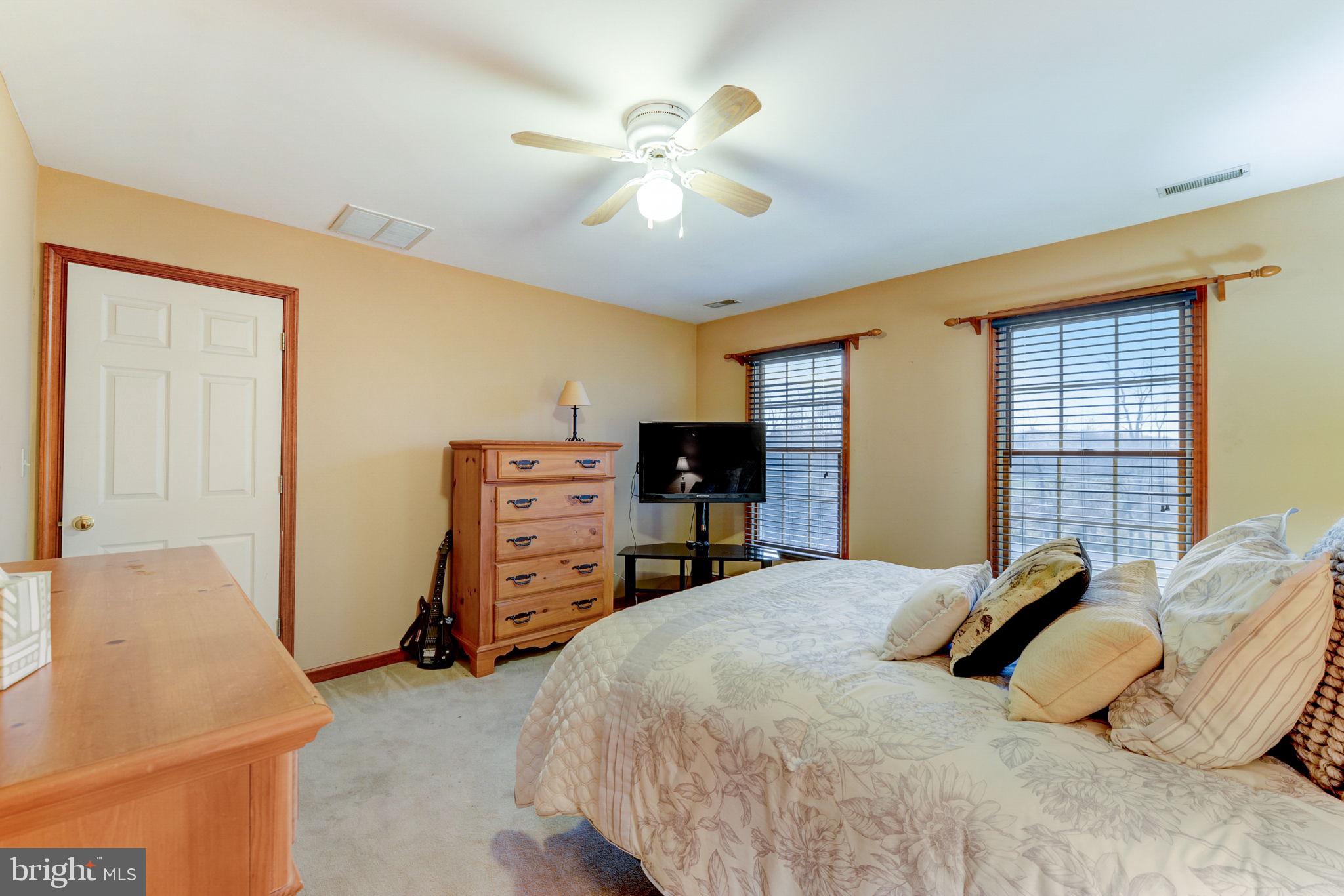 105 Paulson Road Wrightstown, NJ 08562 - Photo 27 of 40