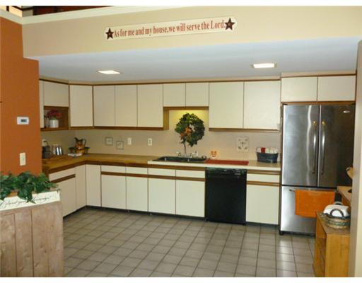 292 Thorsen Road Hancock, ME 04640 - Photo 14 of 22 Kitchen.