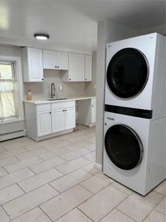 $2,700 | 47 East Main Street, Unit 2, Wappingers Falls, NY 12590