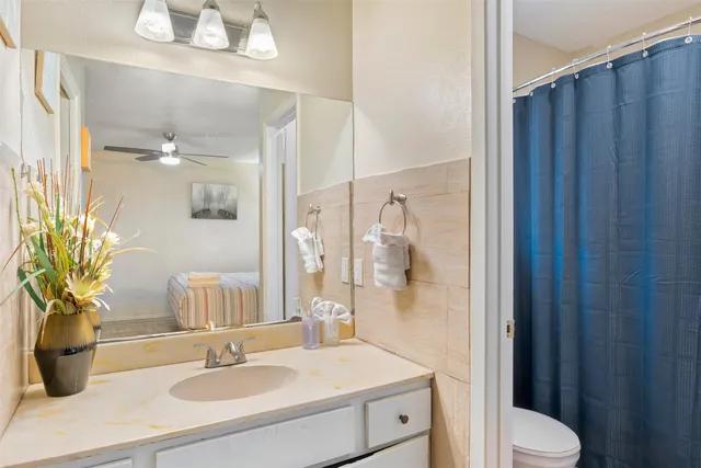 $2,800 | 12002 Swan Drive, Austin, TX 78750