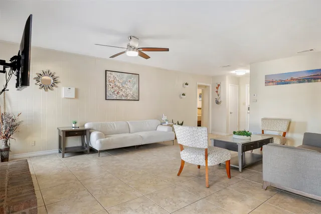 $2,800 | 12002 Swan Drive, Austin, TX 78750