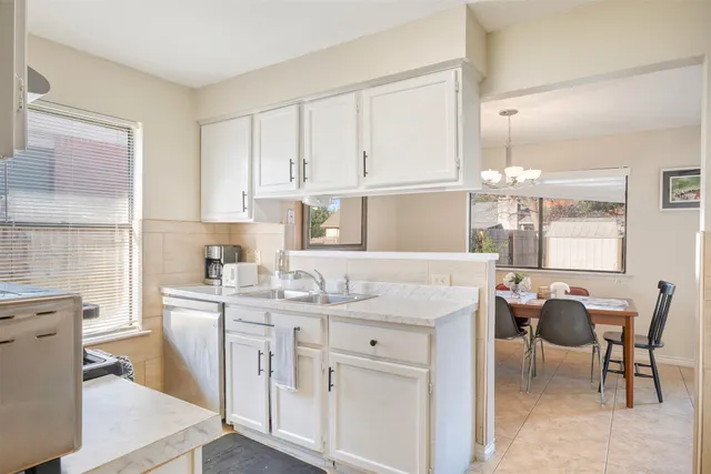 $2,800 | 12002 Swan Drive, Austin, TX 78750