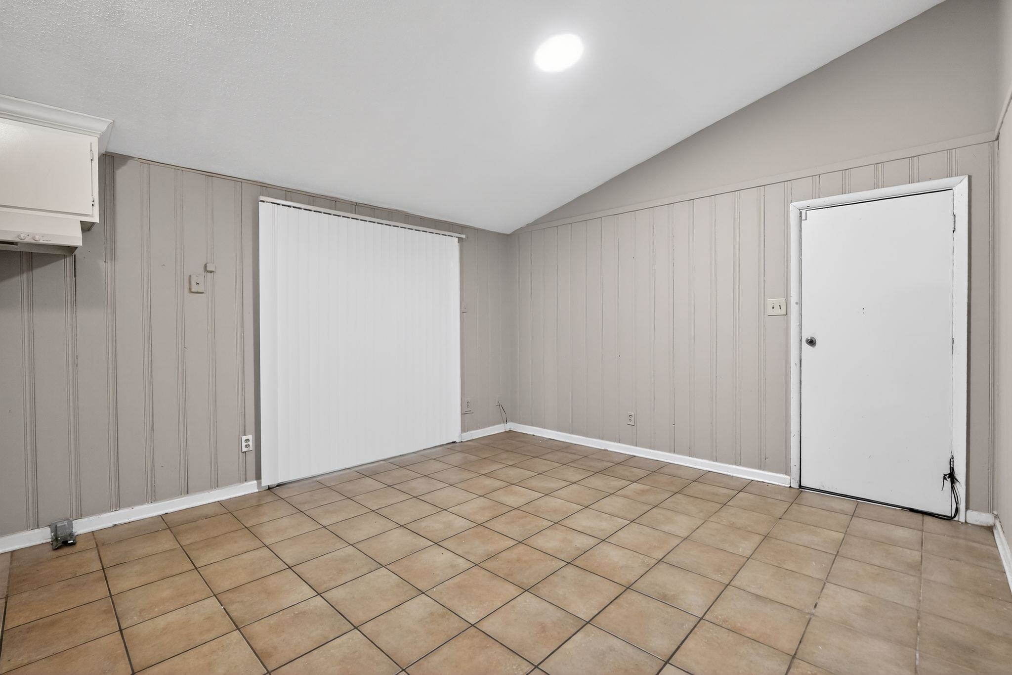 4504 Neely Road Memphis, TN 38109 - Photo 18 of 32 a view of room