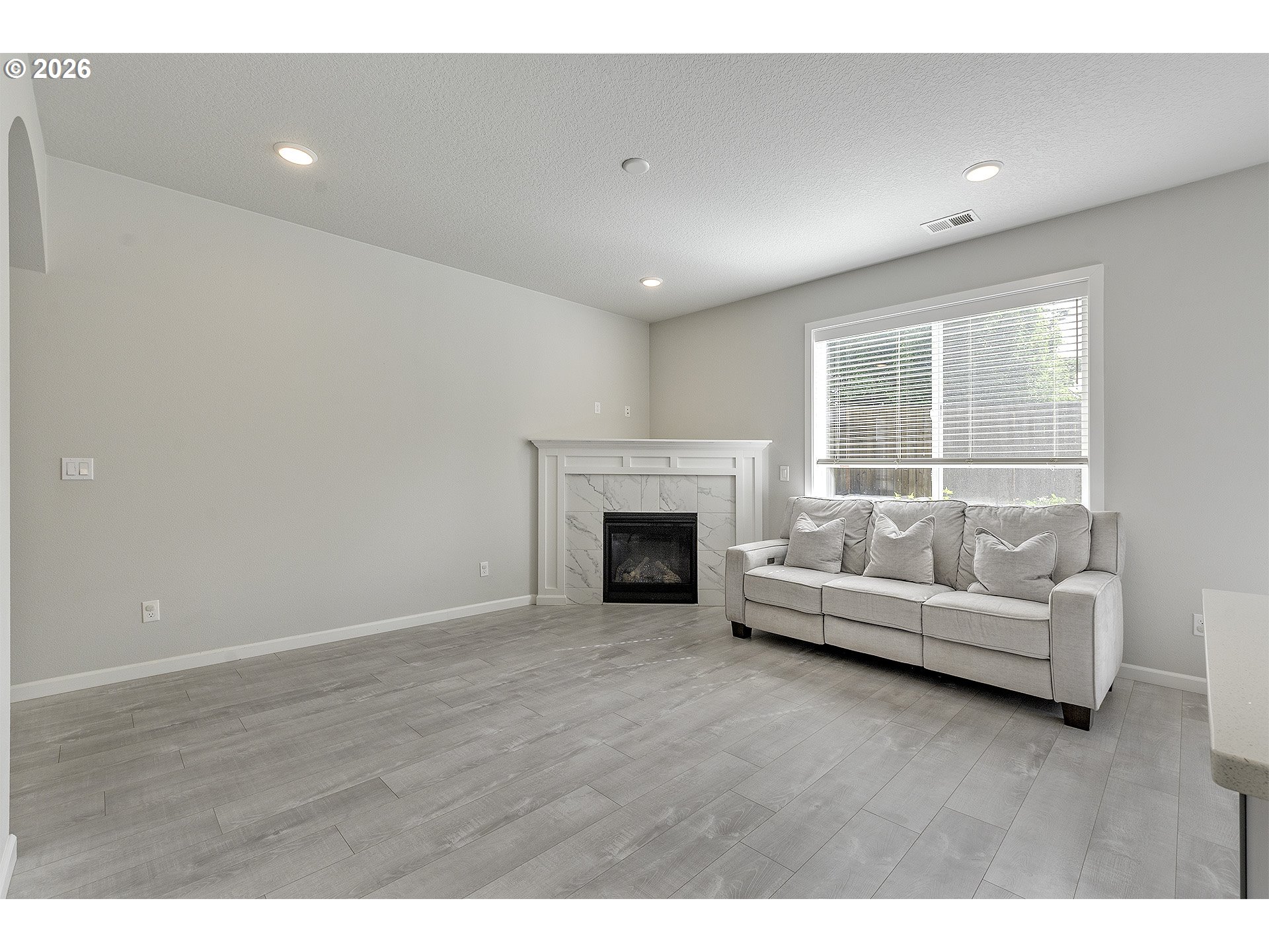 1825 Everett Street Forest Grove, OR 97116 - Photo 4 of 29