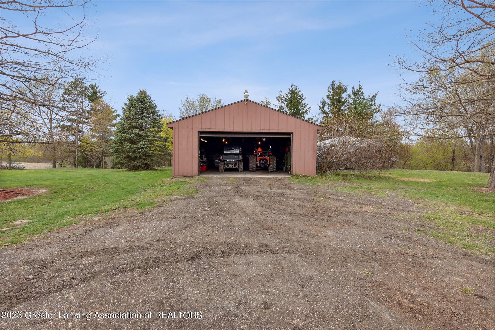 8760 Cockroft Road Eaton Rapids, MI 48827 - Photo 47 of 63 47-8760-Cockroft-Rd-Eaton-Rapids-MI-4882