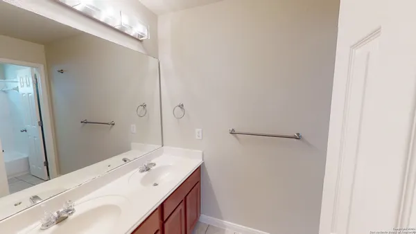 $3,850 | 20511 Cliff Park Lane, San Antonio, TX 78258