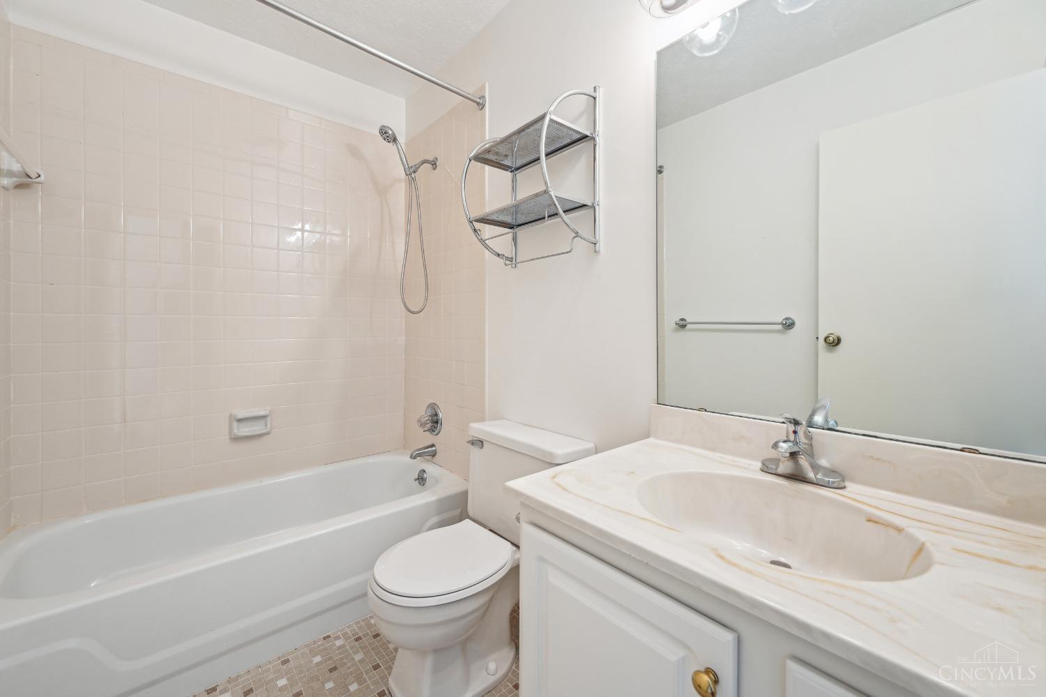 7264 East Galbraith Road Cincinnati, OH 45243 - Photo 30 of 33