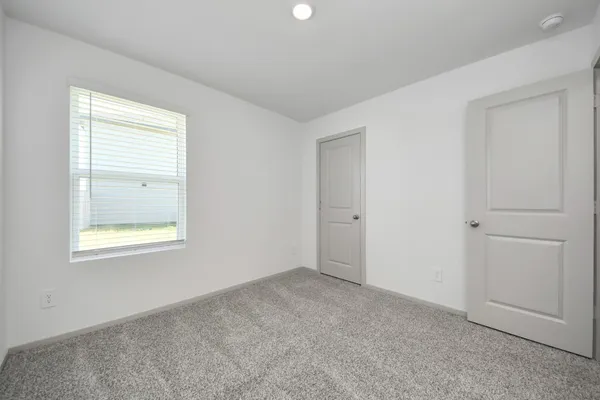 $2,400 | 1027 Bluegill Lane, Alvin, TX 77511