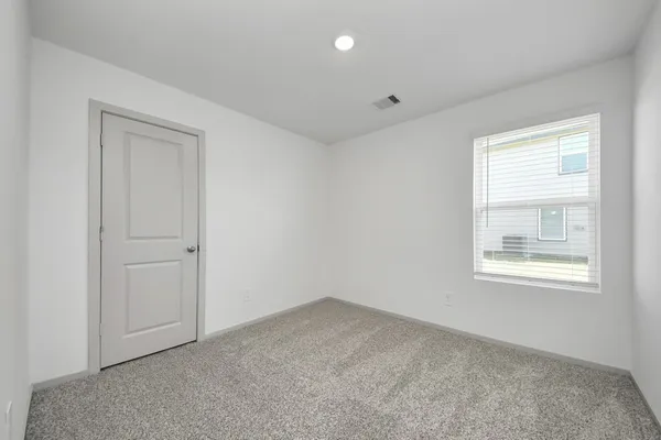 $2,400 | 1027 Bluegill Lane, Alvin, TX 77511