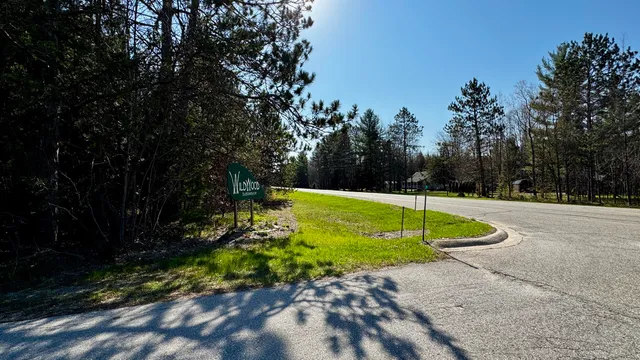 $15,900 | Lot 8 Whitetail Drive, Cadillac, MI 49601