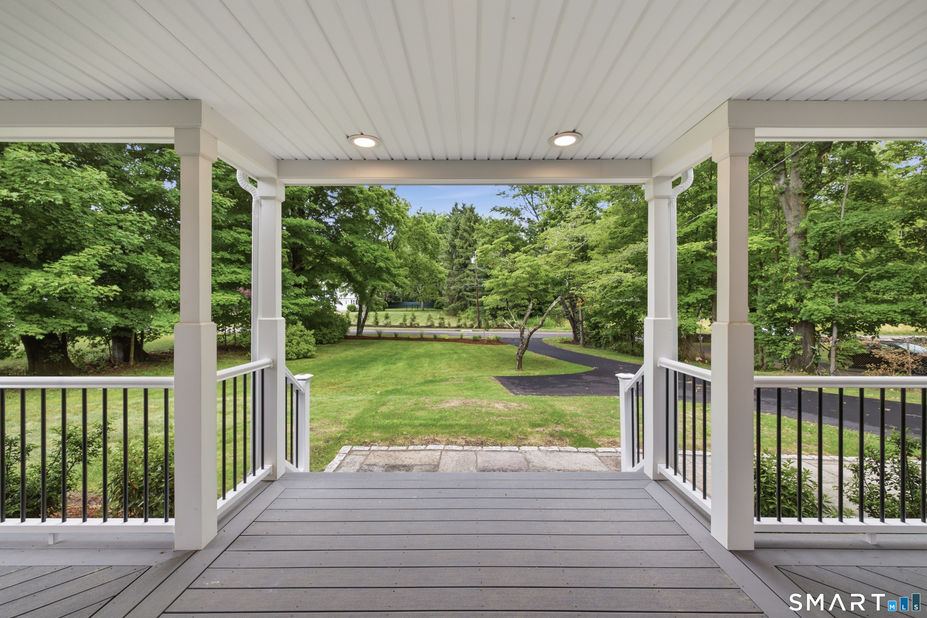 920 Mountain Road Bloomfield, CT 06002 - Photo 4 of 32
