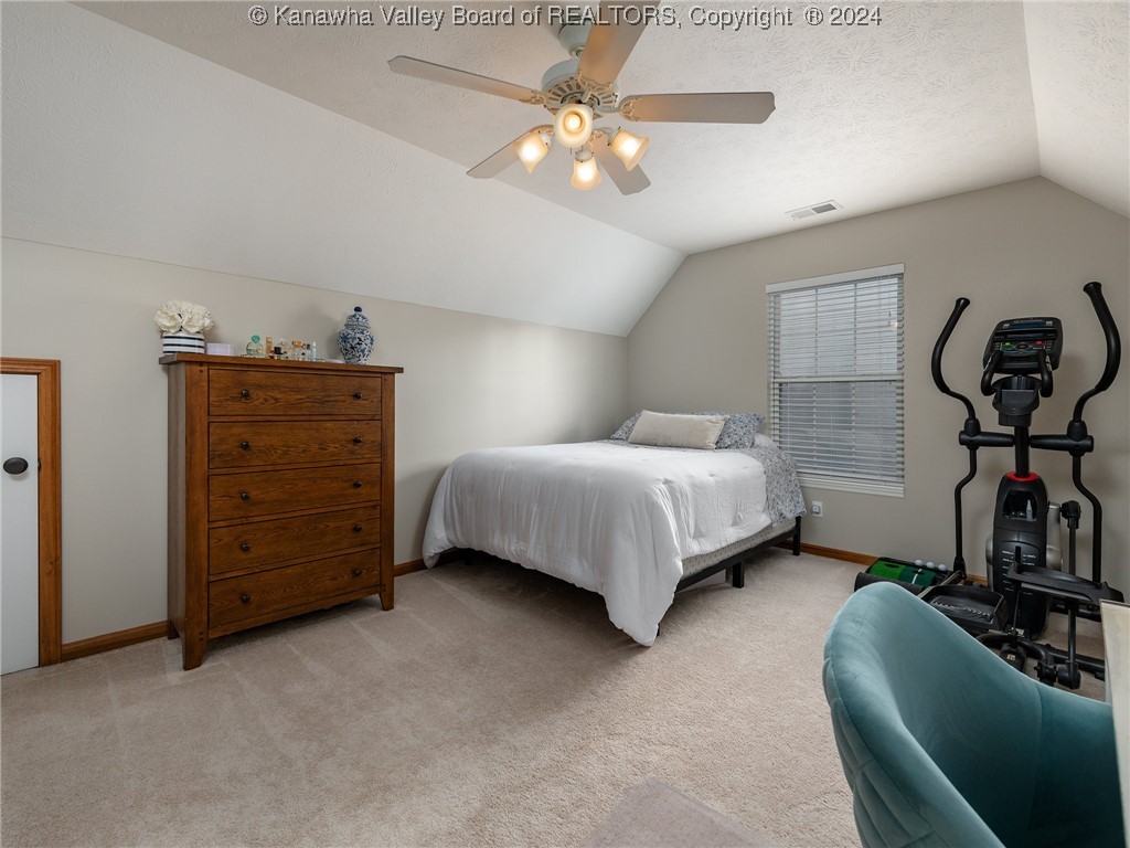 40 Oakvale Road Hurricane, WV 25526 - Photo 14 of 18 Gallery Image 14