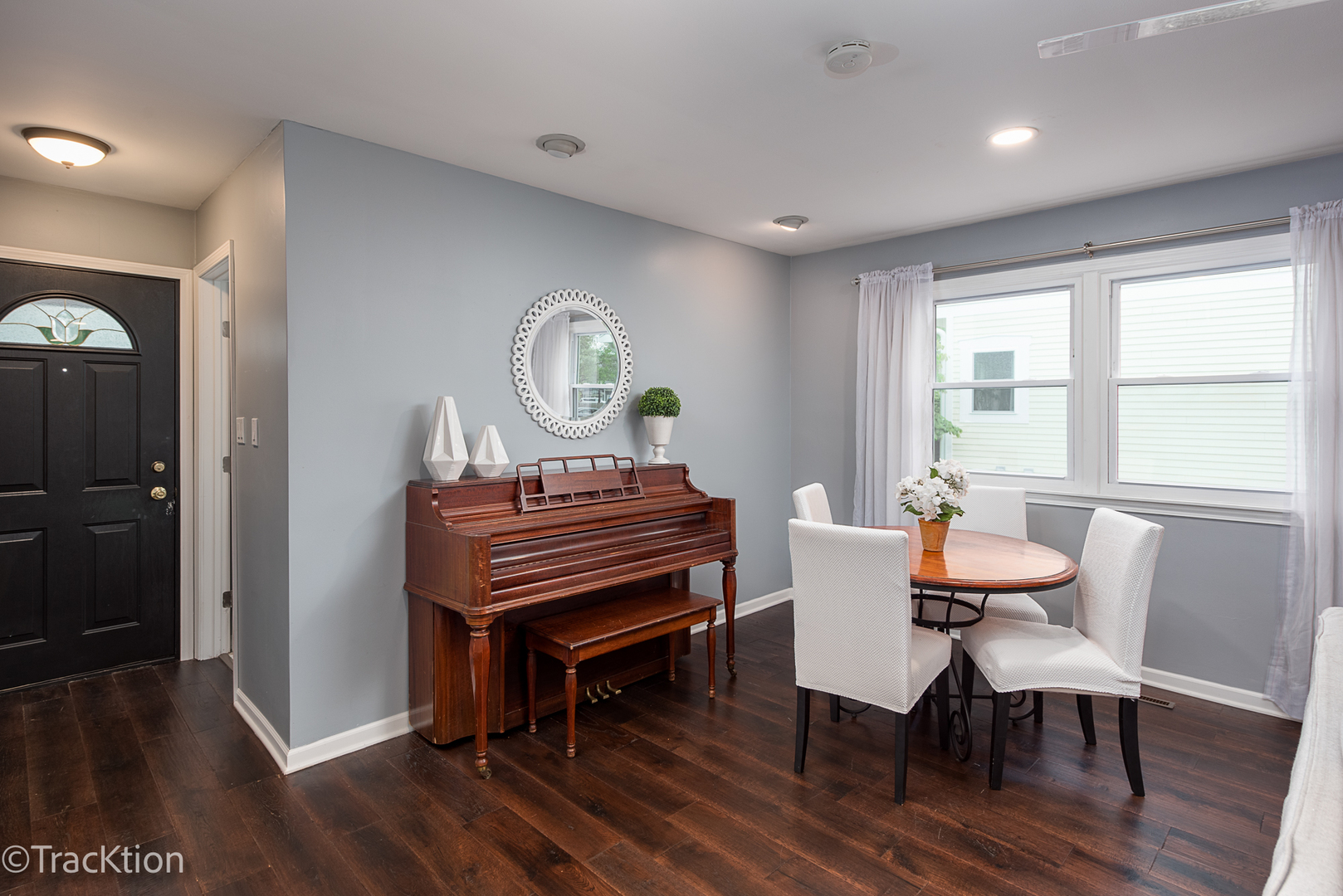 4740 Douglas Road Downers Grove, IL 60515 - Photo 8 of 29