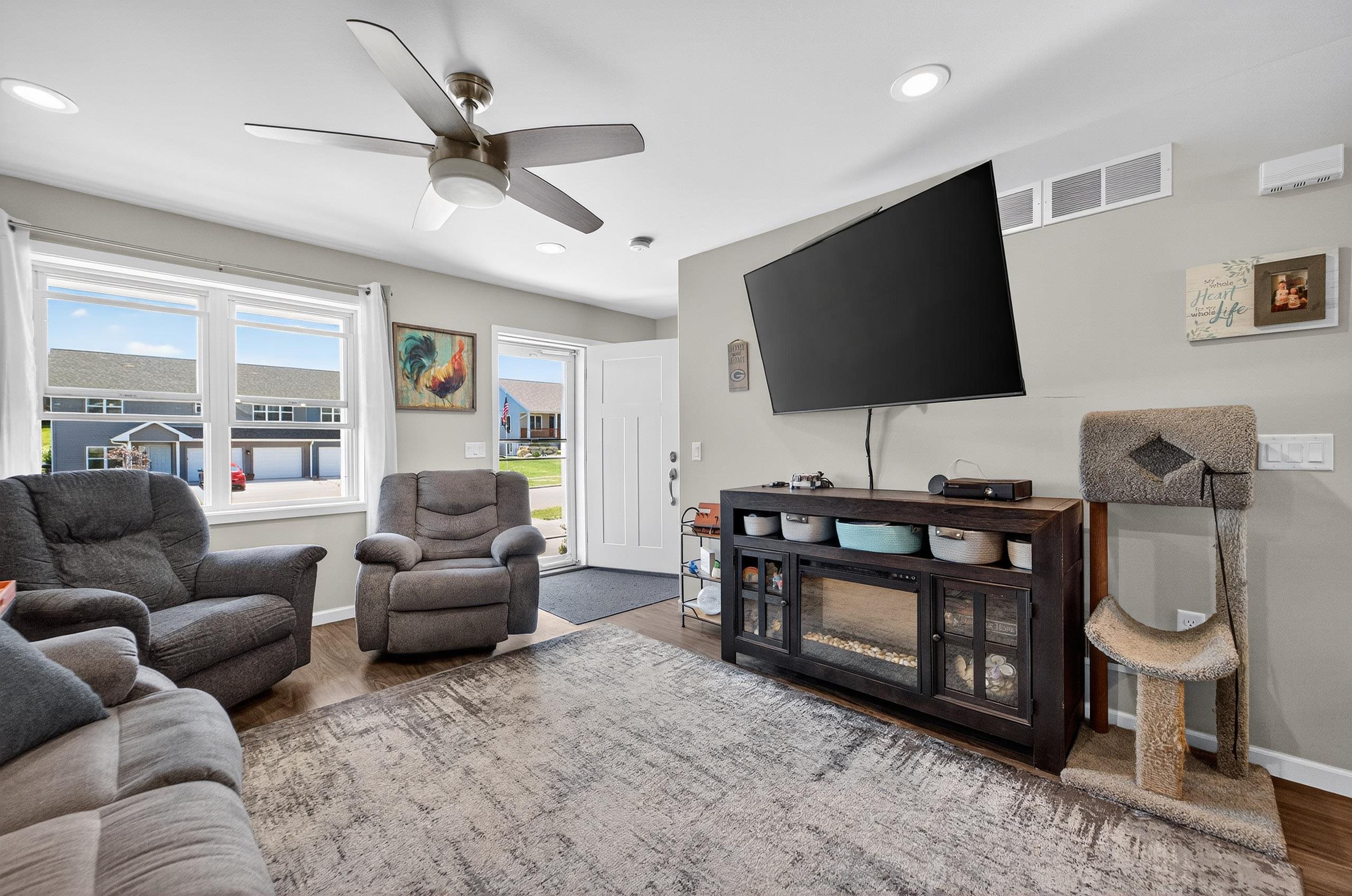 1916 Eggum Road Mount Horeb, WI 53572 - Photo 17 of 57