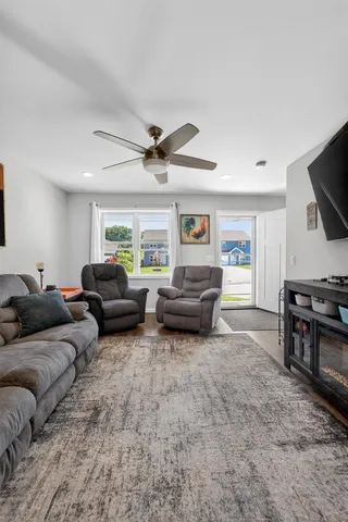 $459,000 | 1916 Eggum Road, Mount Horeb, WI 53572