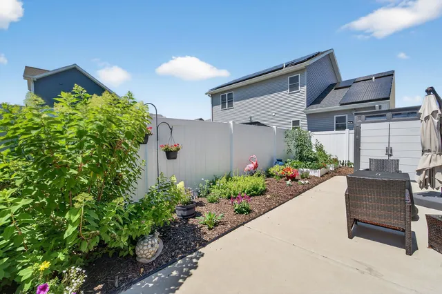 $459,000 | 1916 Eggum Road, Mount Horeb, WI 53572