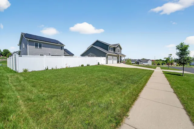 $459,000 | 1916 Eggum Road, Mount Horeb, WI 53572