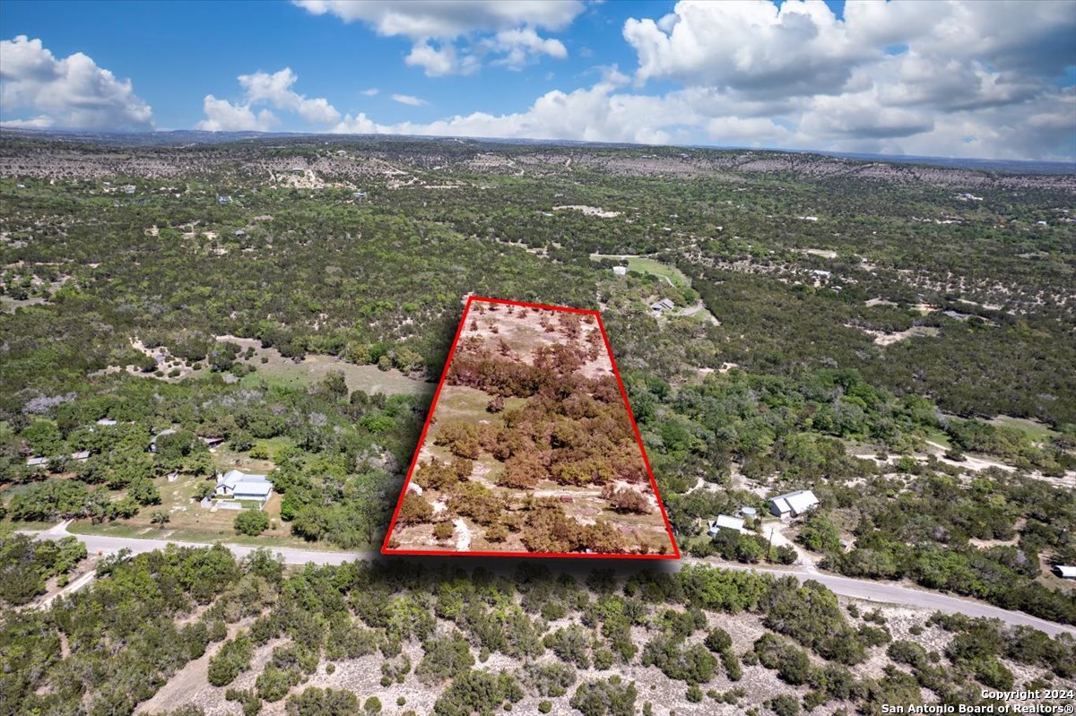 729 Rabbit Road Wimberley, TX 78676 - Photo 19 of 28 a view of a city