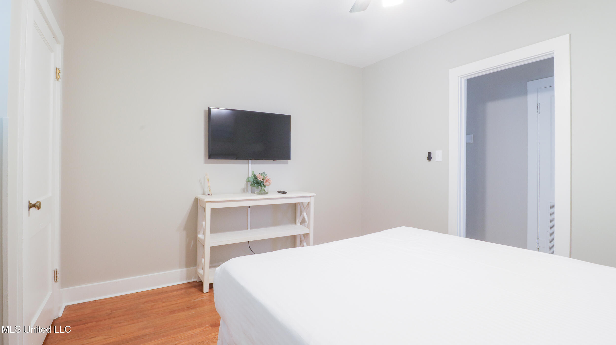 1093 Cherokee Street Biloxi, MS 39530 - Photo 9 of 18 BBRR 1093 Cherokee-7010