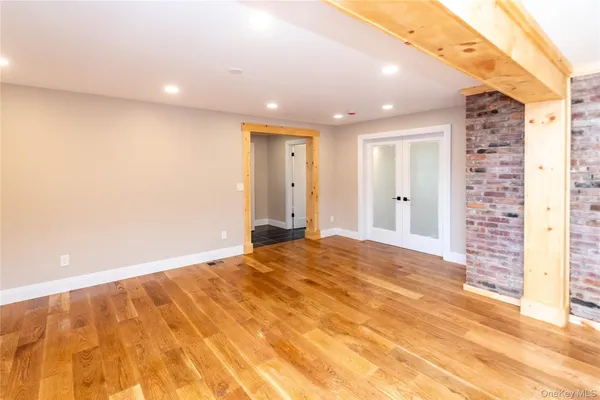 $3,950 | 4407 Albany Post Road, Hyde Park, NY 12538