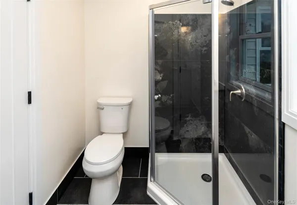 $3,950 | 4407 Albany Post Road, Hyde Park, NY 12538
