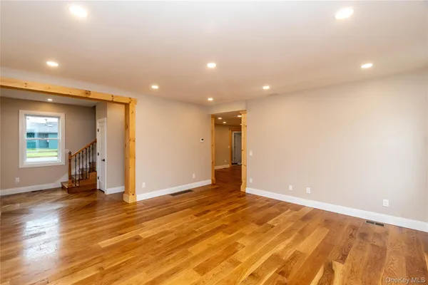 $3,950 | 4407 Albany Post Road, Hyde Park, NY 12538